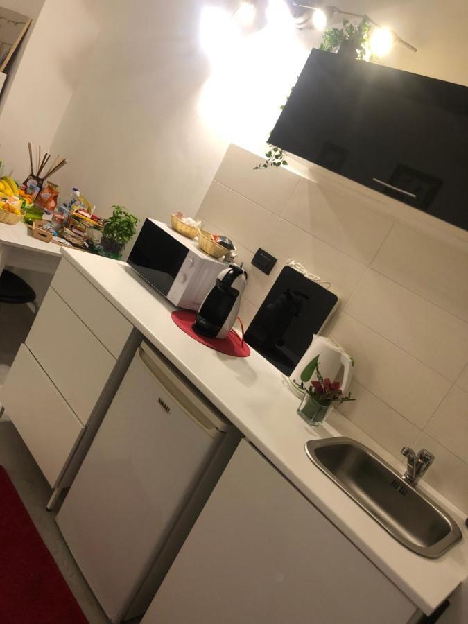 Casa Vacanza Nina 17 カターニア エクステリア 写真